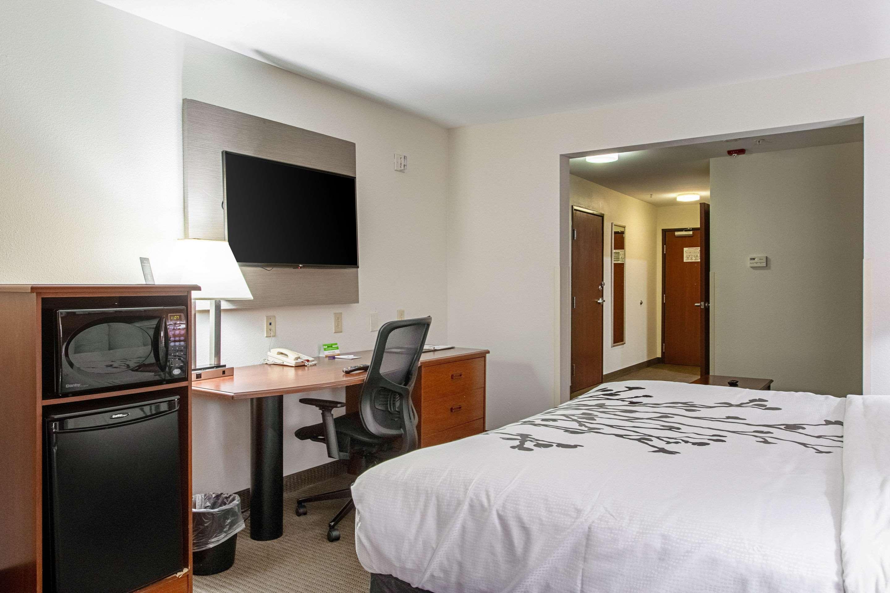 הובס Sleep Inn & Suites מראה חיצוני תמונה