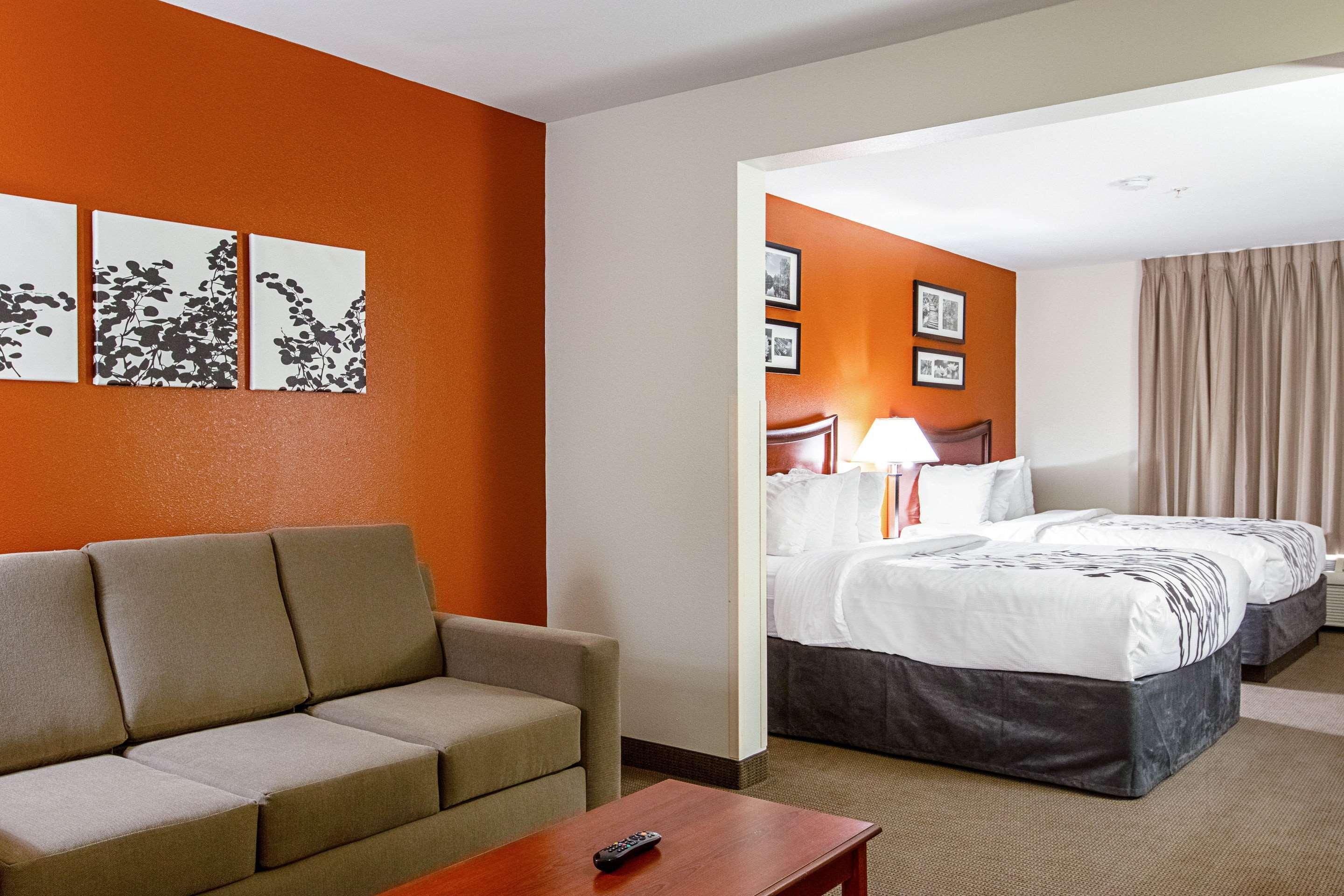 הובס Sleep Inn & Suites מראה חיצוני תמונה