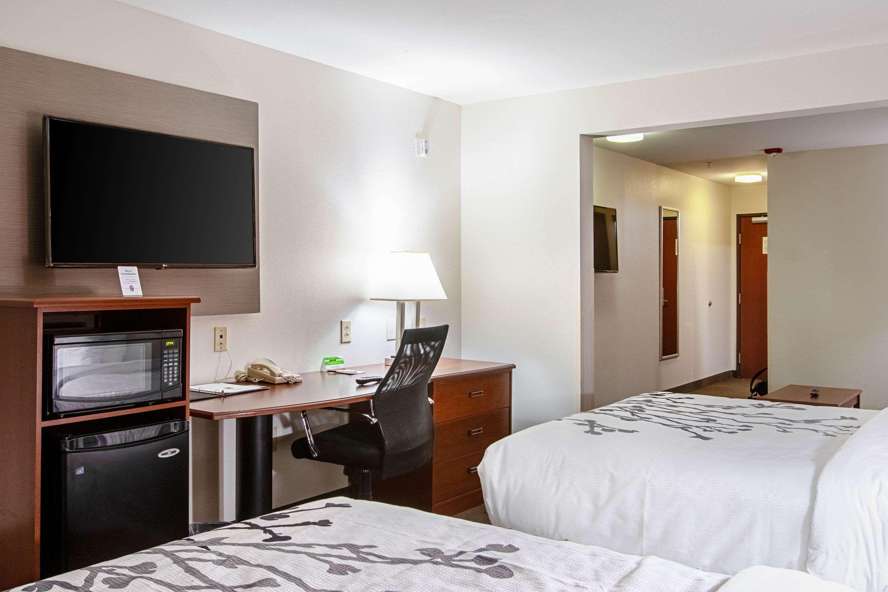הובס Sleep Inn & Suites מראה חיצוני תמונה