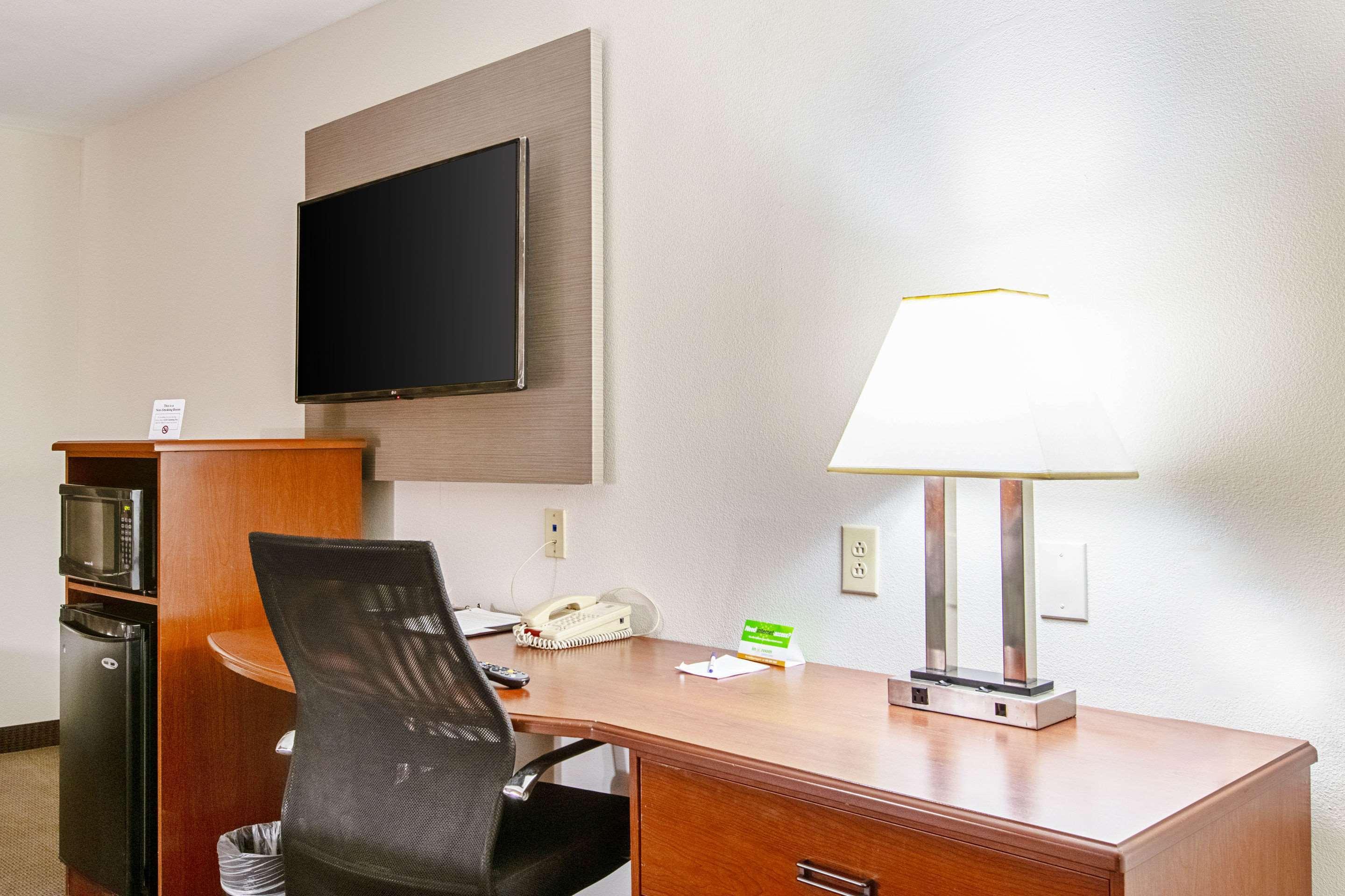 הובס Sleep Inn & Suites מראה חיצוני תמונה