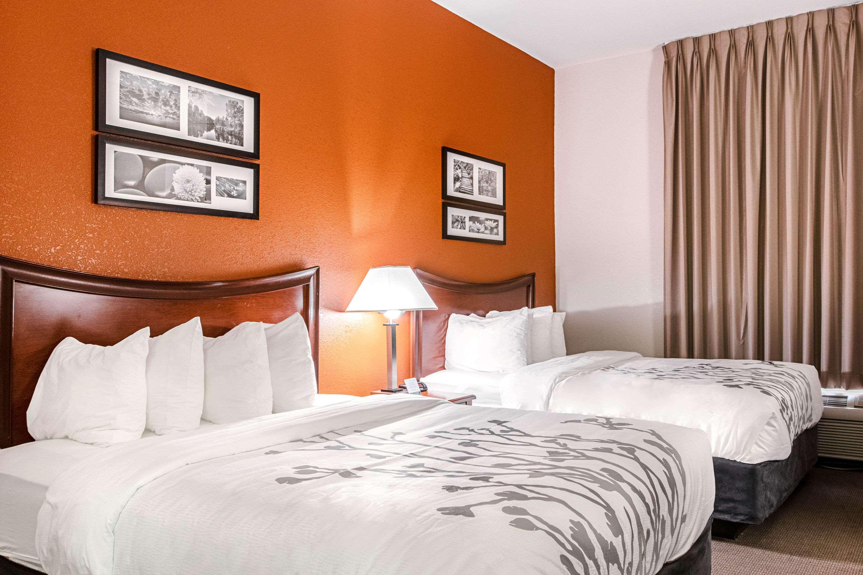 הובס Sleep Inn & Suites מראה חיצוני תמונה
