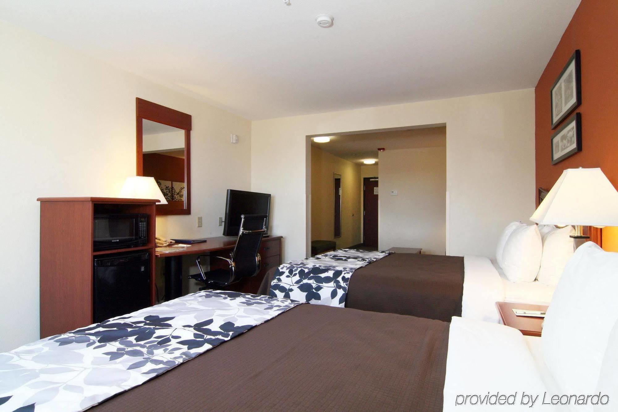 הובס Sleep Inn & Suites חדר תמונה